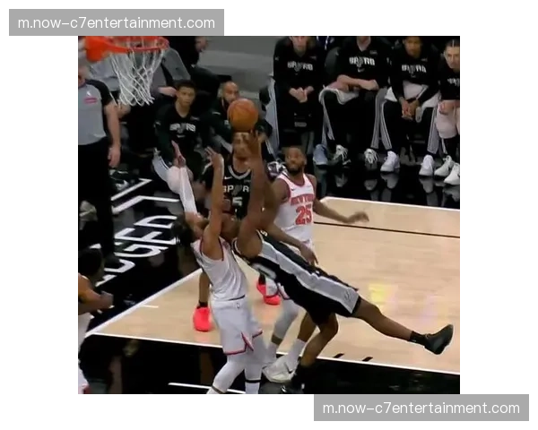 布里奇斯25分5抢断限制文班亚马 尼克斯终结马刺十一连胜势头 布里奇斯25分5抢断限制文班亚马 尼克斯终结马刺十一连胜势头